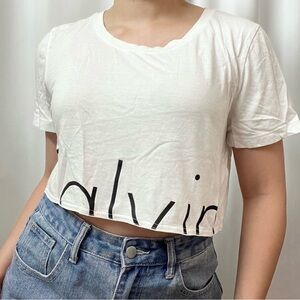 Calvin Klein Jeans White Cropped Short Sleeve T-Shirt With Logo Size Small